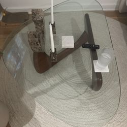 Noguchi Coffee table 