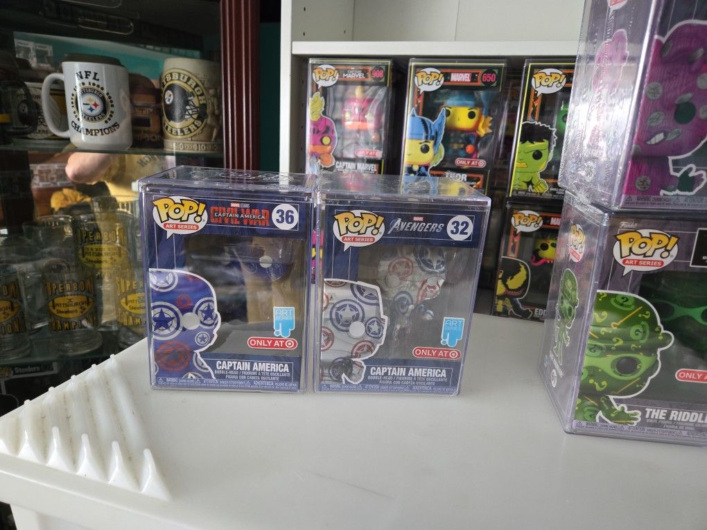 Funko Pop Set Of 2 Captain America.