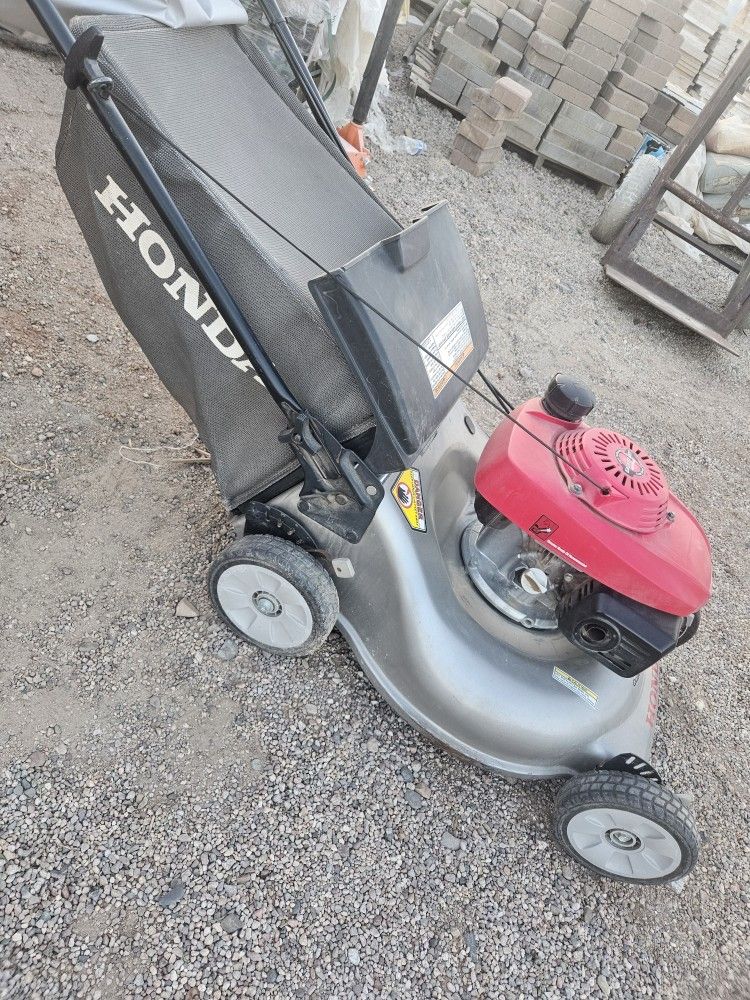 Honda GCV160 Lawn Mower