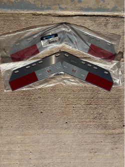 Semi Truck Mud Flap Reflectors - Semi Truck Conspicuity Plates - Semi Truck Mudflaps - Semi Truck Reflectors - Semi Truck Angled Mud Flaps - Peterbilt