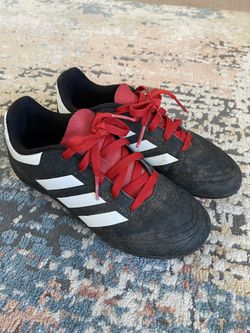 Kids Soccer Cleats - Size 1