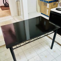 Table For Sale!!🔥📲✅