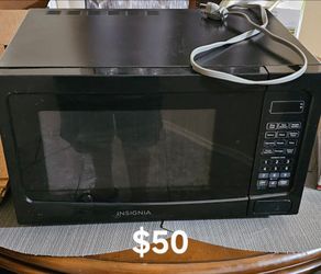 Insignia Black Microwave 20x14.5