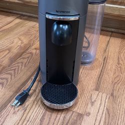De’Longhi Nespresso Vertuo Plus