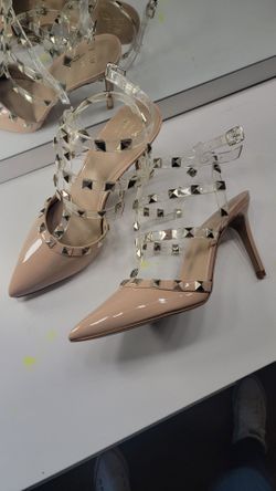 Woman shoes