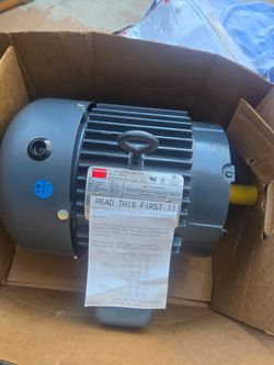 Dayton 3 horsepower electric motor (Model # 2MXU4B)