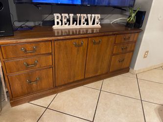 Tv holder