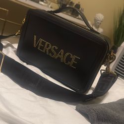Versace 