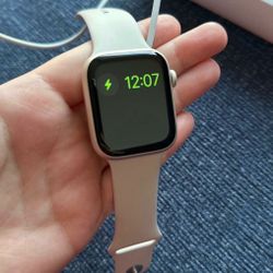 Apple.                       Watch.                  Series.                    7