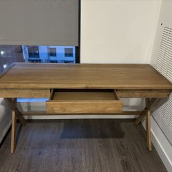 Modern Wooden Desk with Drawer – Great Condition