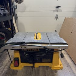 DW744 Table Saw