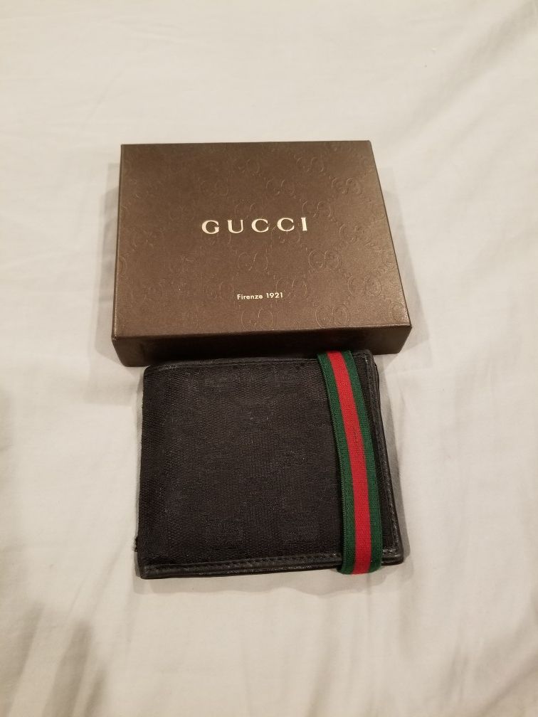 Gucci wallet