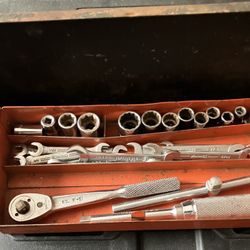 Vtg Williams Superench + Superatchet 1/4” Drive Set 