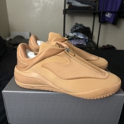 Shai 001 Hail Clay (Size 11)