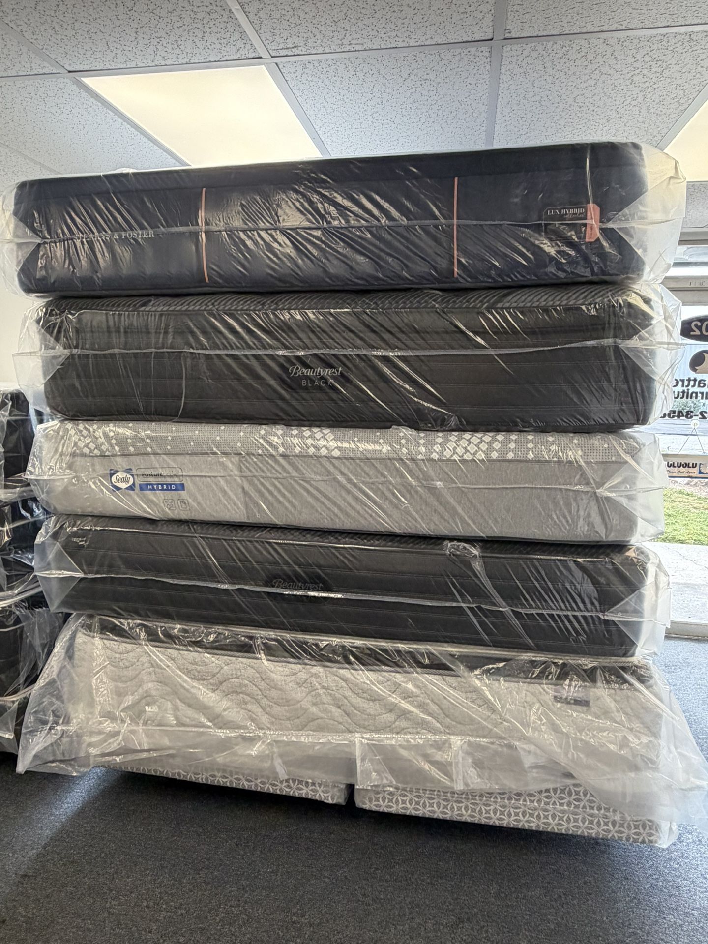 KING BEAUTYREST BLACK AVAILABLE DIFFERENT SERIES