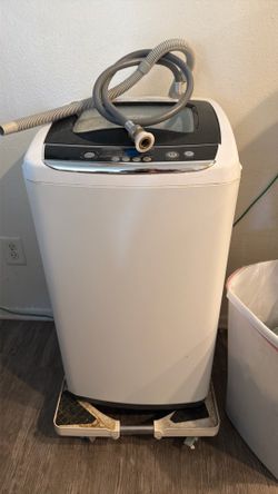 Apt size all electric washer and dryer