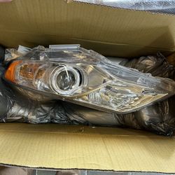 12-15 Camry Hybrid Left Head Lamp 
