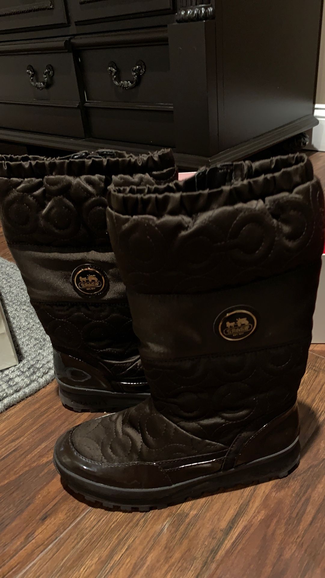 Coach snow boots