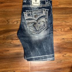 Rock Revival Jeans 👖 