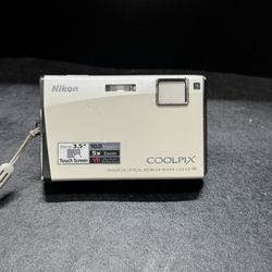 Nikon Coolpix S60 Digital camera compact 10MP