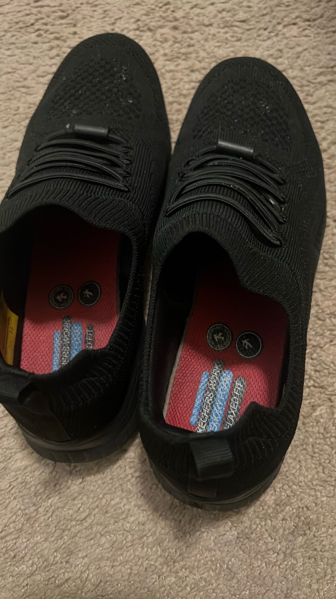 Slip resistant work shoes