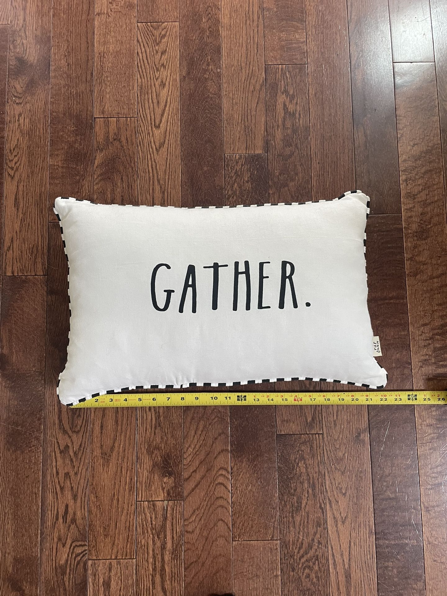 Rae Dunn, Gather Pillow