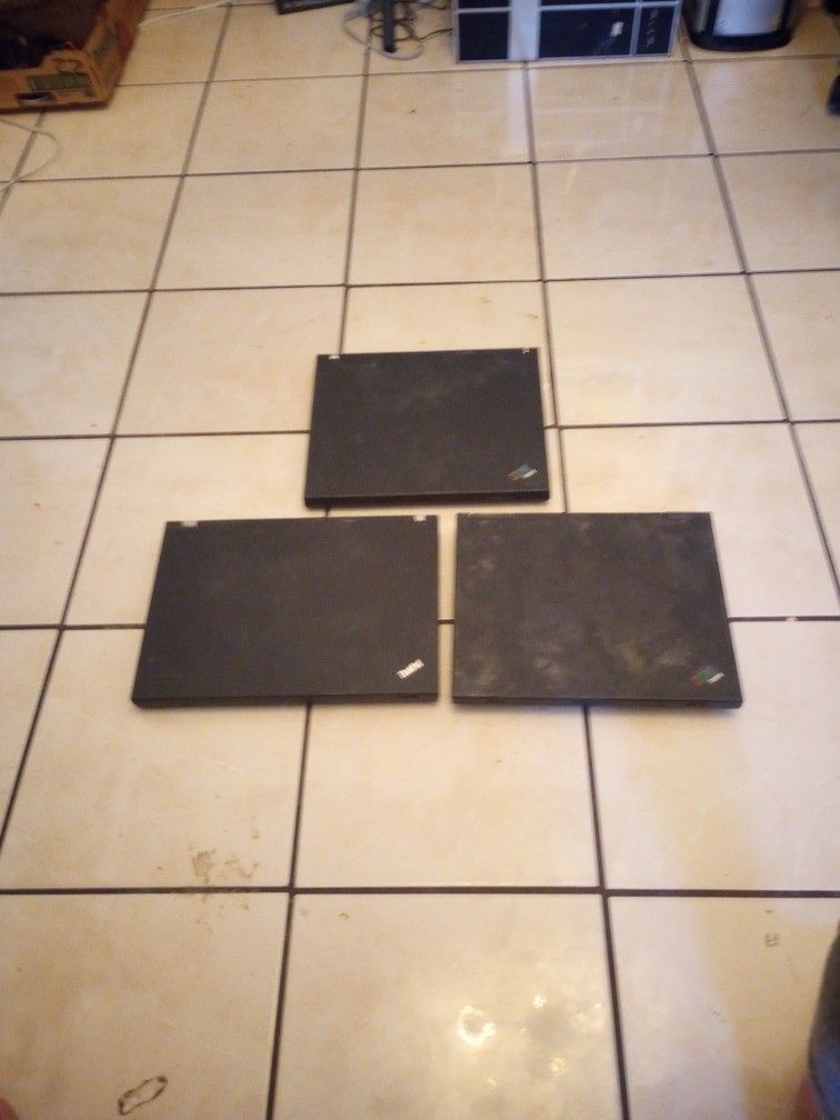 Lot Of Thinkpad Laptops (None Working)