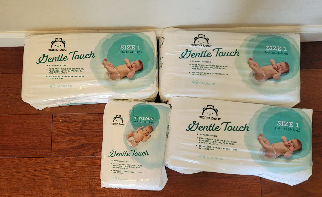 Newborn And Size 1 Diapers