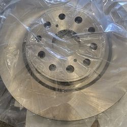 2012 Lexus LS460 Break Rotor.