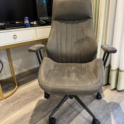 ovios Ergonomic Home Office Chair, Mid-Century Modern Faux Leather Chairs with Padded Armrests, Comfy High Back Swivel Rolling Executive Computer Armc