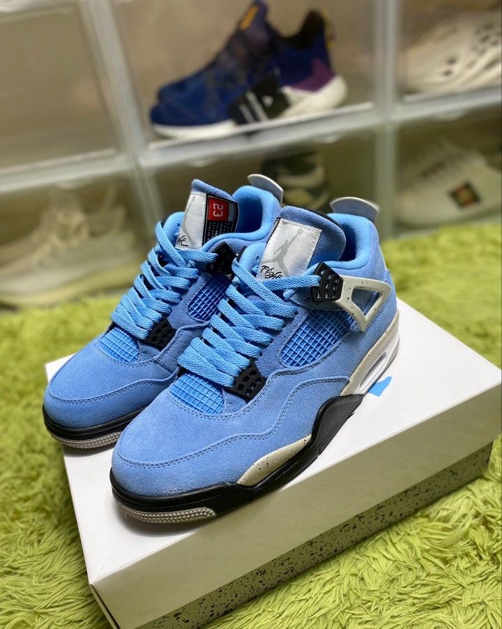Jordan 4 Retro University Blue