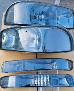 99-06 Gmc Sierra Yukon Headlights Luces Micas Calaveras Faros Faroles Focos Headlamps