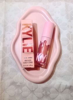 Kylie Cosmetics By Kylie Jenner High Gloss