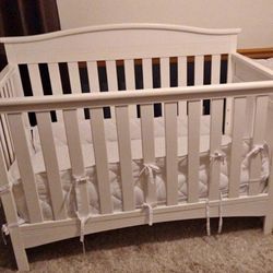 Baby Crib 