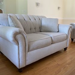 Couch/loveseat/chair&ahalf/ottoman 