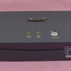 Belkin F1DB102P OmniView 2-Port KVM Switch, PS/2 Platform