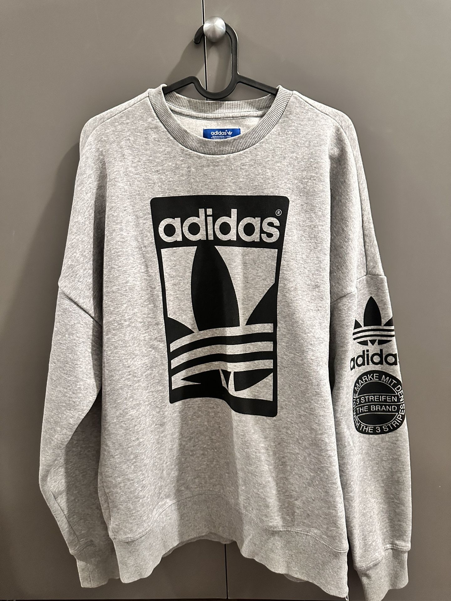 Adidas 3 streifen the brand sweatshirt