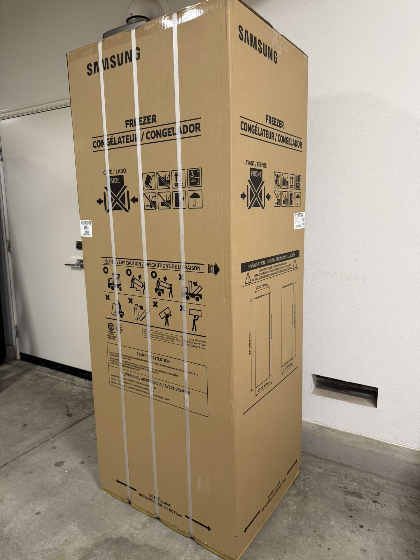 Samsung 11 cu. ft. Frost-Free Convertible Upright Freezer or Refrigerator Stainless Steel New