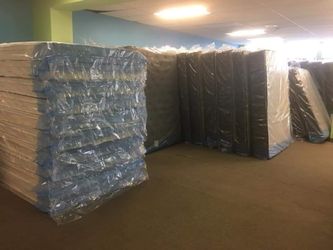 Loads of NEW Overstock Mattresses: MUST SELL ASAP!