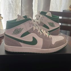 Air Jordan 1 mid