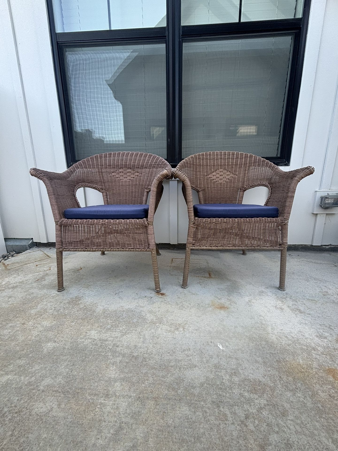 Outdoor Wicker Chairs