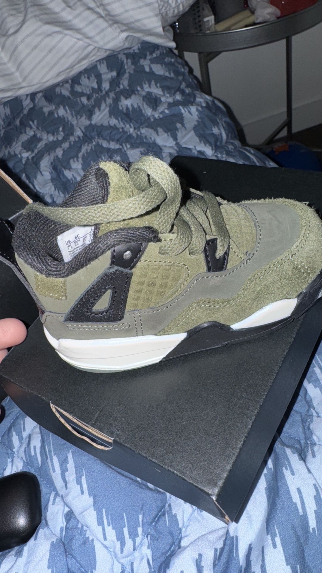 Jordan 4 Retro