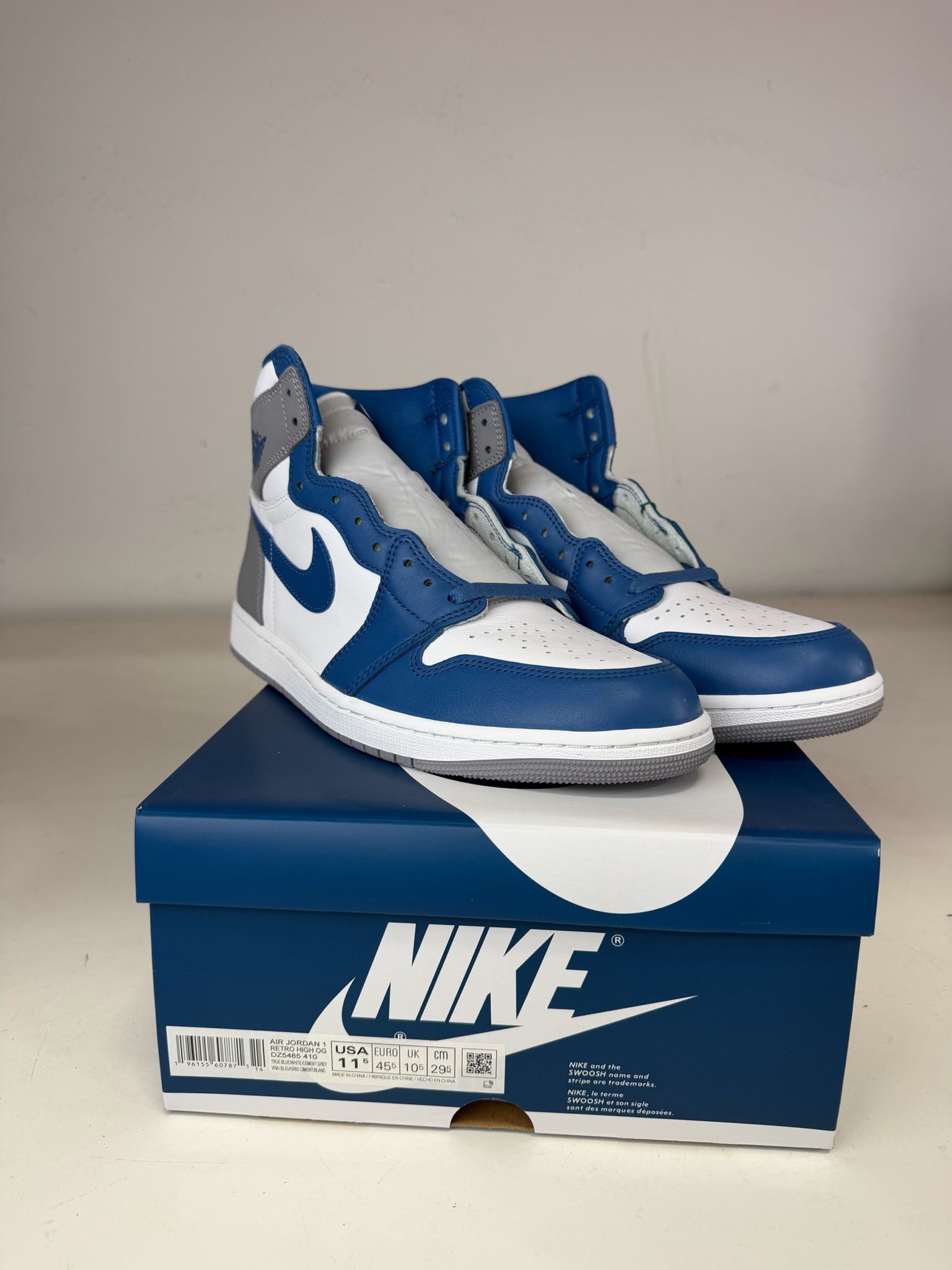 Nike Air Jordan 1 Retro Hi OG Men\'s 15 DZ5485-410 True Blue w/Box Air Jordan 1 Retro High OG  main image 2