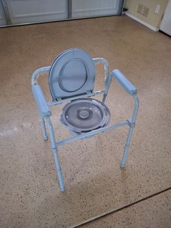 Adult bedside commode