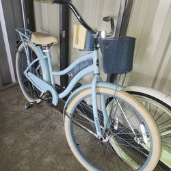 Huffy bike with basket