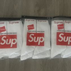 Supreme socks brand new