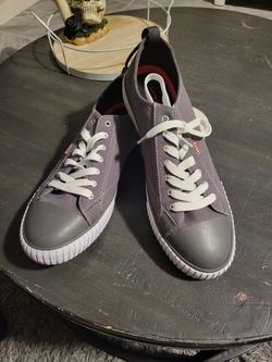 Levi's Shoes Size 12