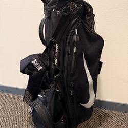 NIKE 6-Way Golf Stand Bag with Rain Hood 