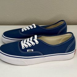 VANS Authentic Navy Size 8.5 Mens