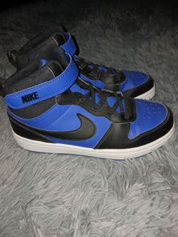 Nike Boys shoe